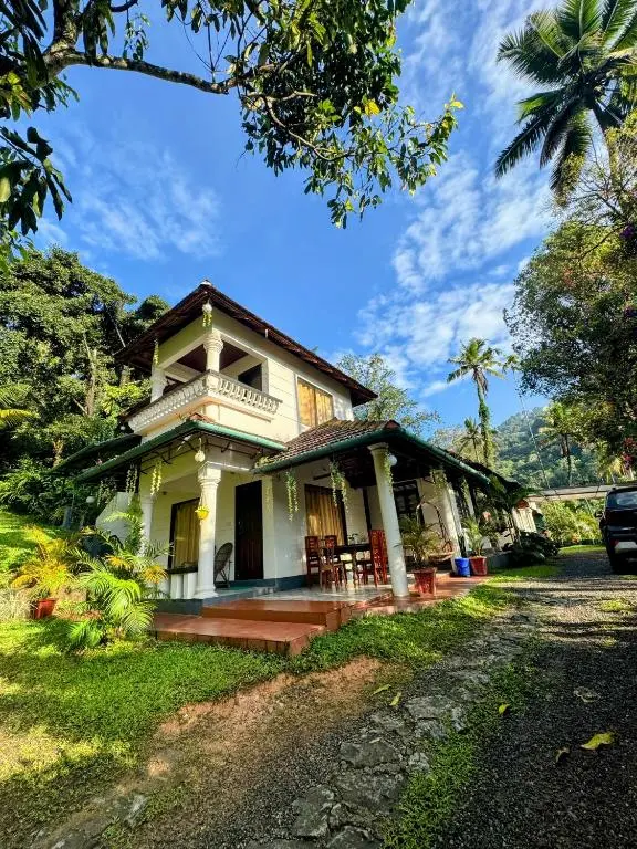 Thoppil Homestay Munnar