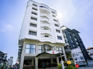 Elevate Restobar – Travancore Court